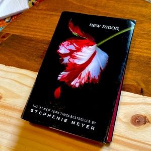 New moon book